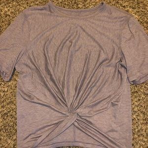 Lululemon twist front top sz 10-12 Lavender